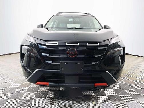 Super Black 2025 Nissan Rogue Rock Creek