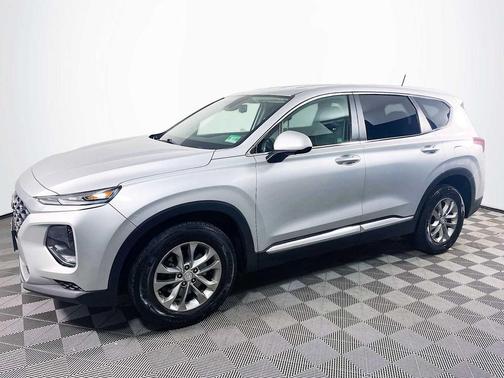 2019 Hyundai SANTA FE SE 2.4