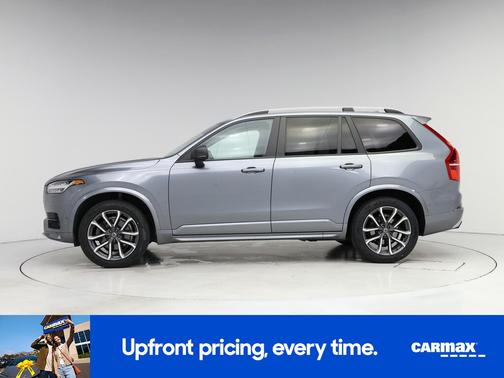 2018 Volvo XC90 T6 Momentum