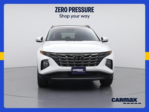 White 2023 Hyundai TUCSON Limited