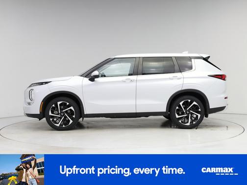 2023 Mitsubishi Outlander SE