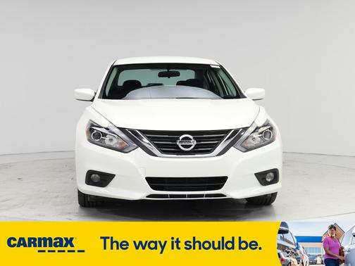 2016 Nissan Altima SR