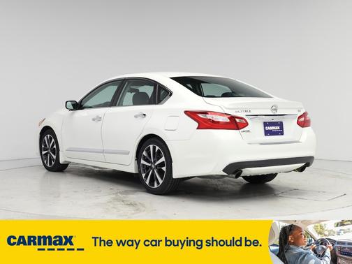 2016 Nissan Altima SR