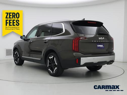 Green 2024 Kia Telluride S