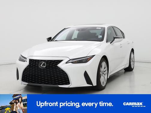 Pearl 2023 Lexus IS 300