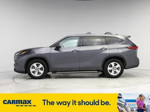 2022 Toyota Highlander Hybrid LE