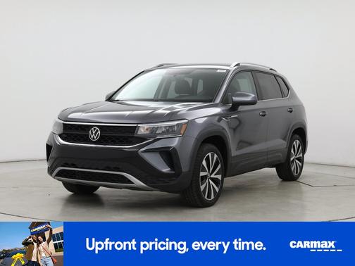 Gray 2022 Volkswagen Taos SE