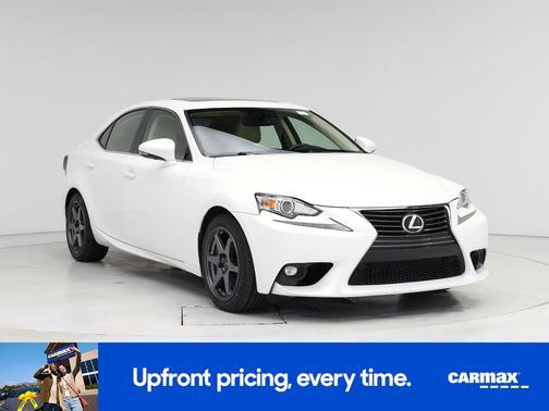 2016 Lexus IS 200t Base (A8)
