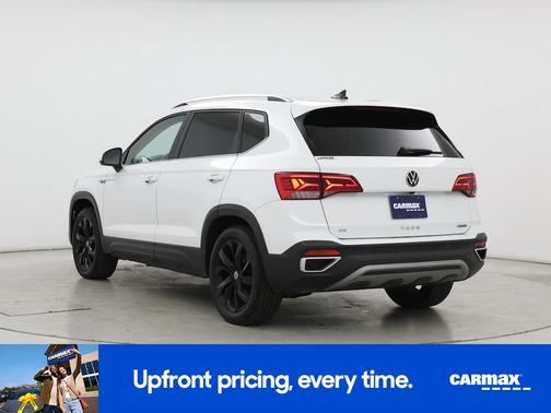White 2022 Volkswagen Taos SE