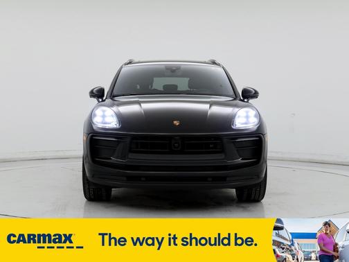 2022 Porsche Macan
