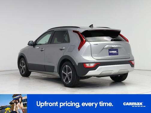 Gray 2023 Kia Niro EX