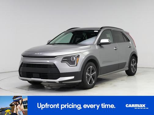 Gray 2023 Kia Niro EX