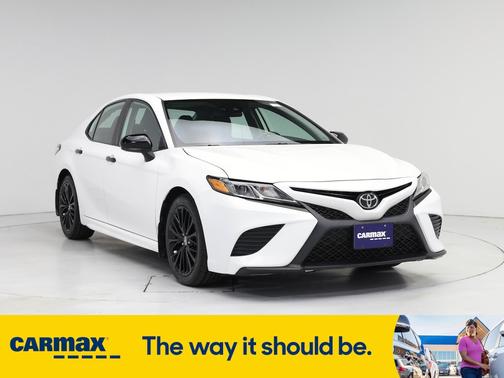 2020 Toyota Camry SE Night Shade
