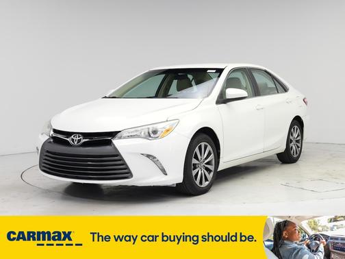 2016 Toyota Camry XLE