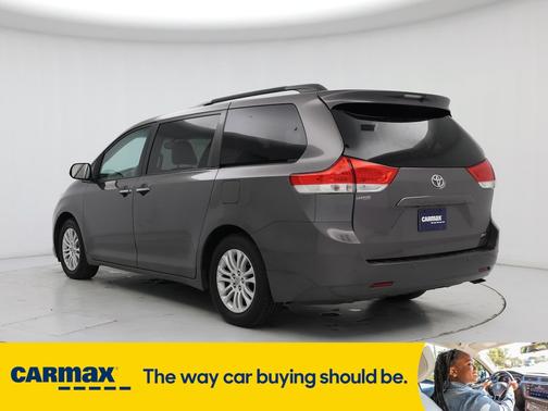 2013 Toyota Sienna XLE