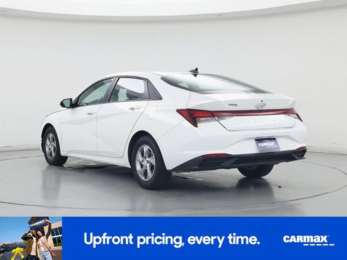 2023 Hyundai ELANTRA SE