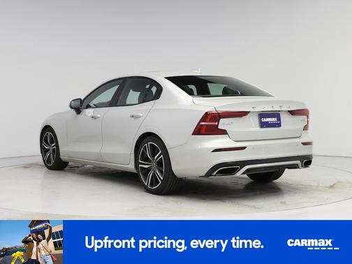 2020 Volvo S60 T5 R-Design