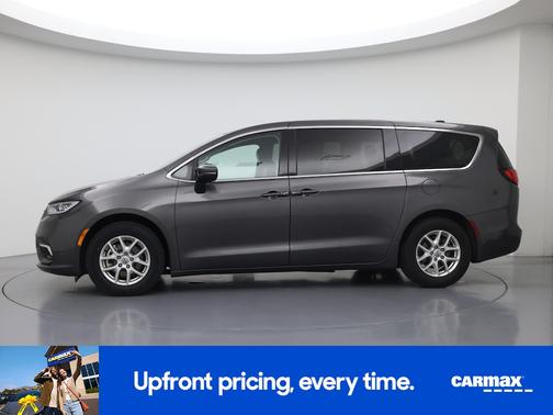 Gray 2023 Chrysler Pacifica Touring L