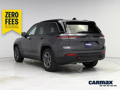 Gray 2022 Jeep Grand Cherokee Trailhawk