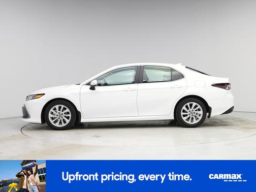 White 2024 Toyota Camry LE