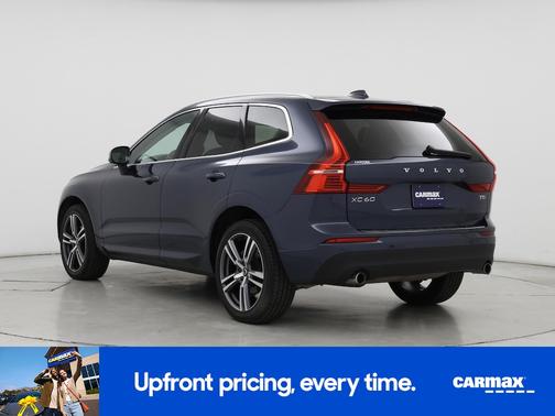 2021 Volvo XC60 T5 Momentum