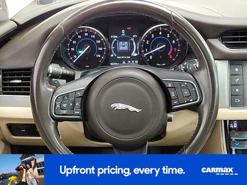 Green 2017 Jaguar XF Premium