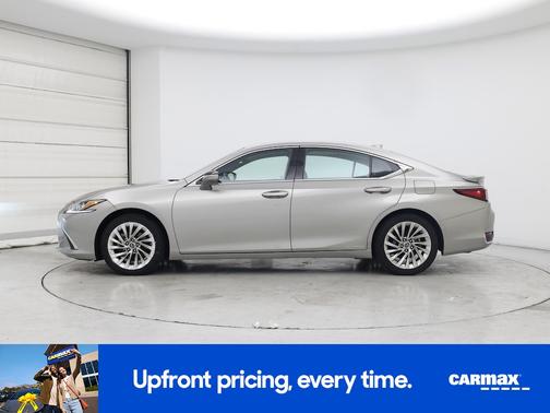 2020 Lexus ES 300h Luxury