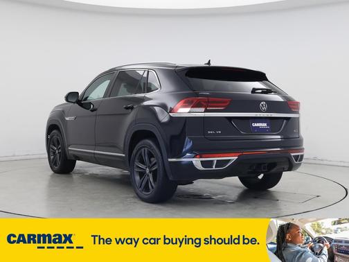 2022 Volkswagen Atlas Cross Sport SEL R-Line