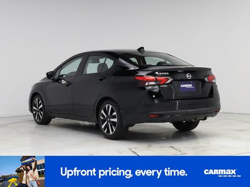 2022 Nissan Versa SR