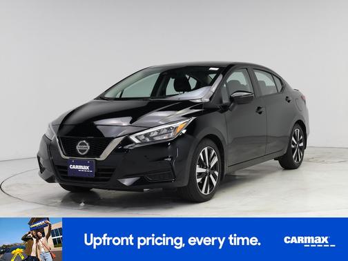 2022 Nissan Versa SR