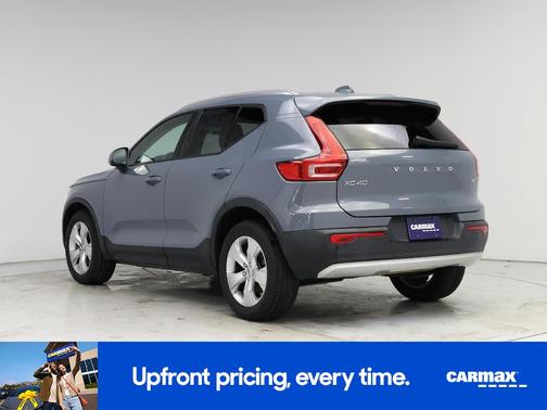 2020 Volvo XC40 T4 Momentum