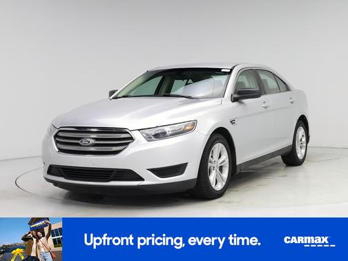 2017 Ford Taurus SE