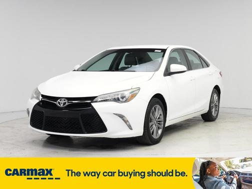 2016 Toyota Camry SE