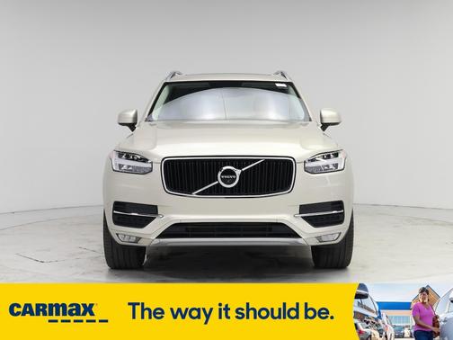 2018 Volvo XC90 T6 Momentum