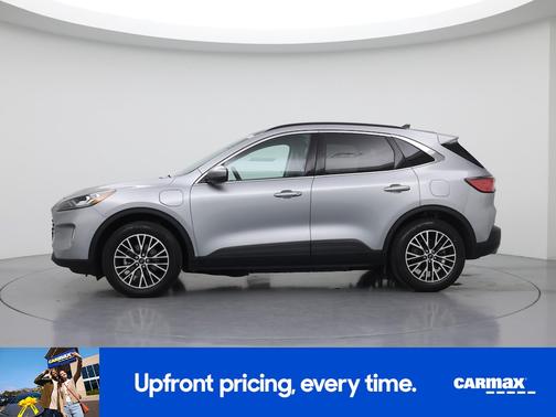 2022 Ford Escape PHEV Titanium