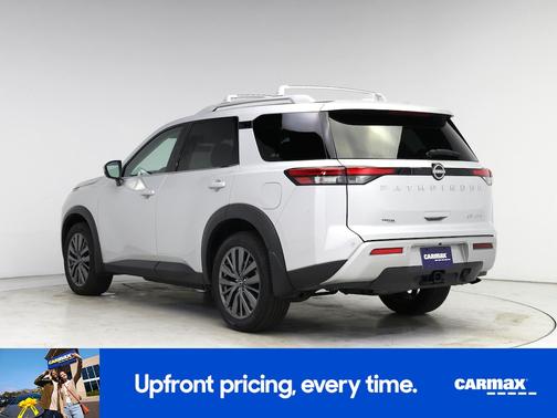 Silver 2025 Nissan Pathfinder SL