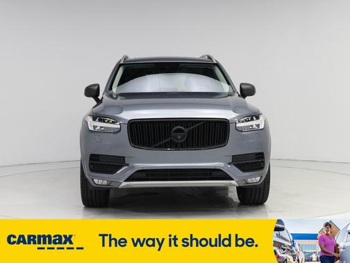 2018 Volvo XC90 T6 Momentum