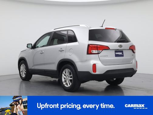 Silver 2015 Kia Sorento LX