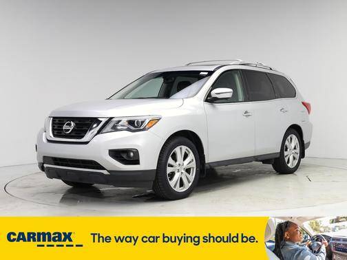 2018 Nissan Pathfinder SL