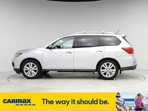 2018 Nissan Pathfinder SL