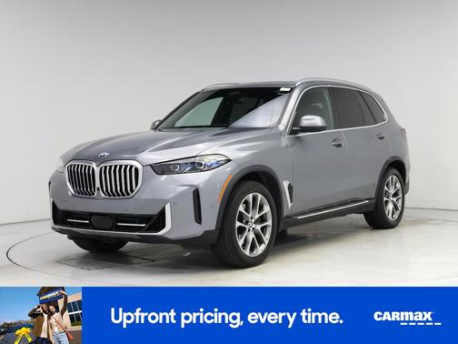 Gray 2025 BMW X5 sDrive40i
