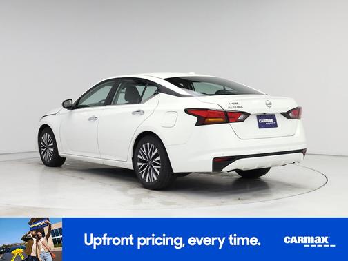 White 2025 Nissan Altima SV
