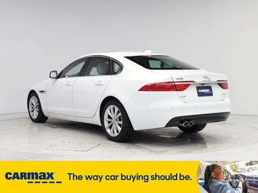 2017 Jaguar XF Premium