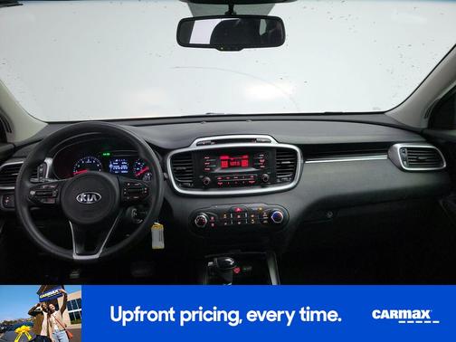 2017 Kia Sorento L
