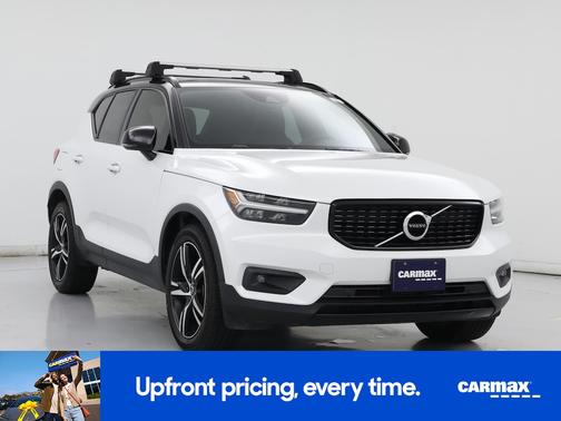 2019 Volvo XC40 T4 R-Design