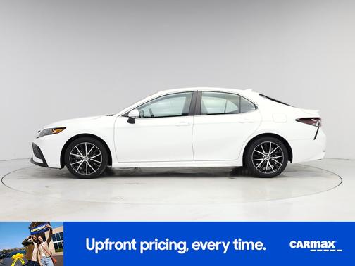 2024 Toyota Camry Hybrid SE