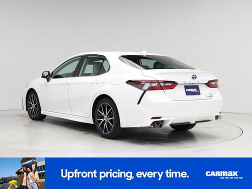 2024 Toyota Camry Hybrid SE