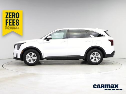 White 2026 Kia Sorento LX
