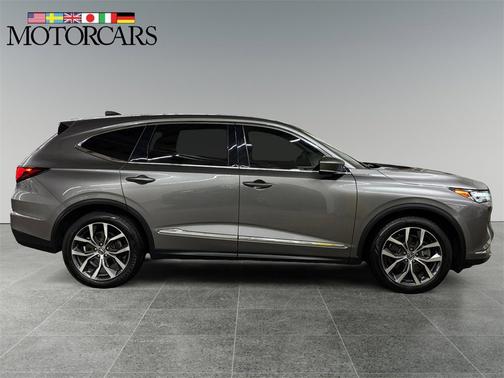2022 Acura MDX 