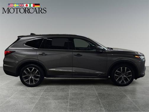 2023 Acura MDX 